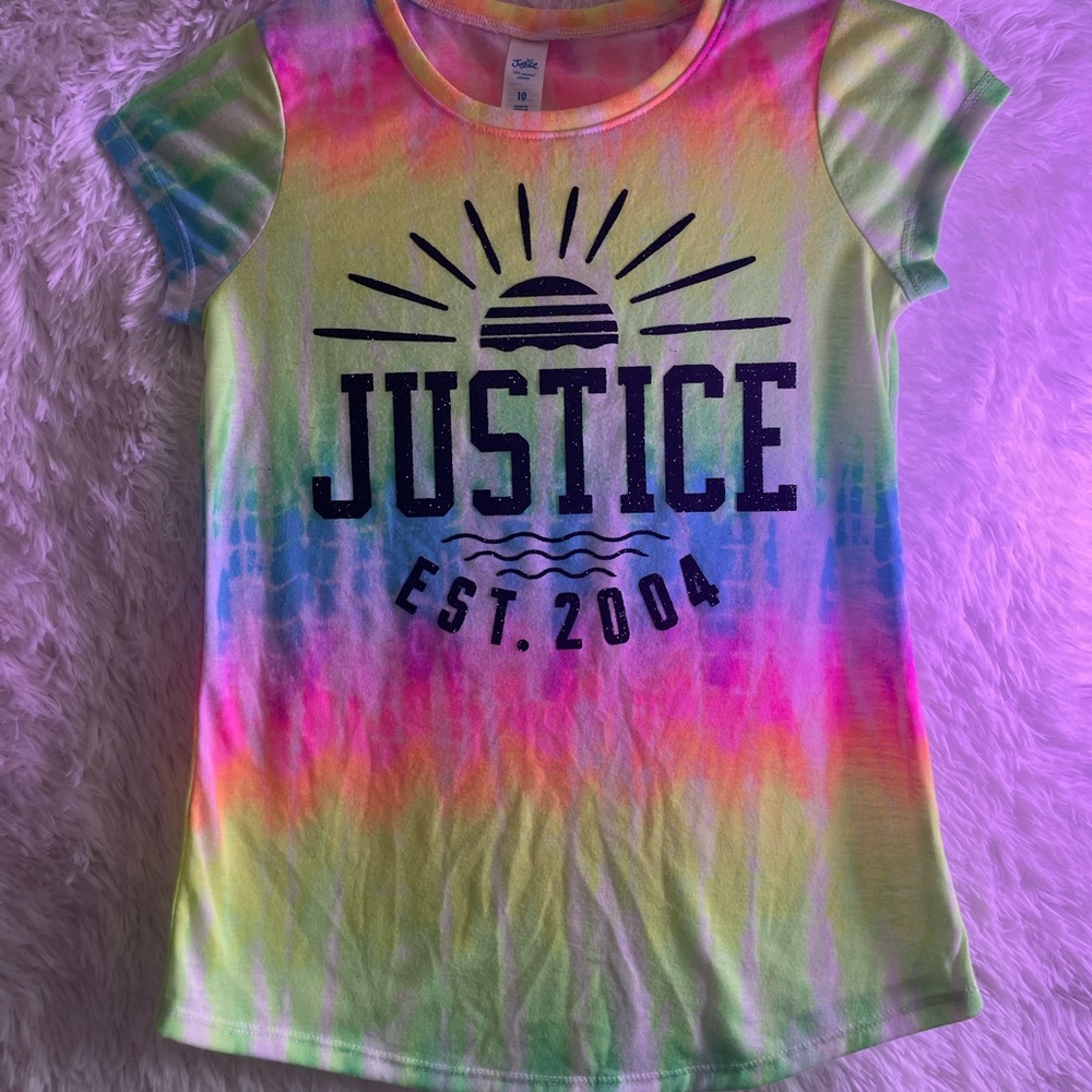 Cute put comfy tie-dye justice shirt! Girls size 10. Fun fashion!